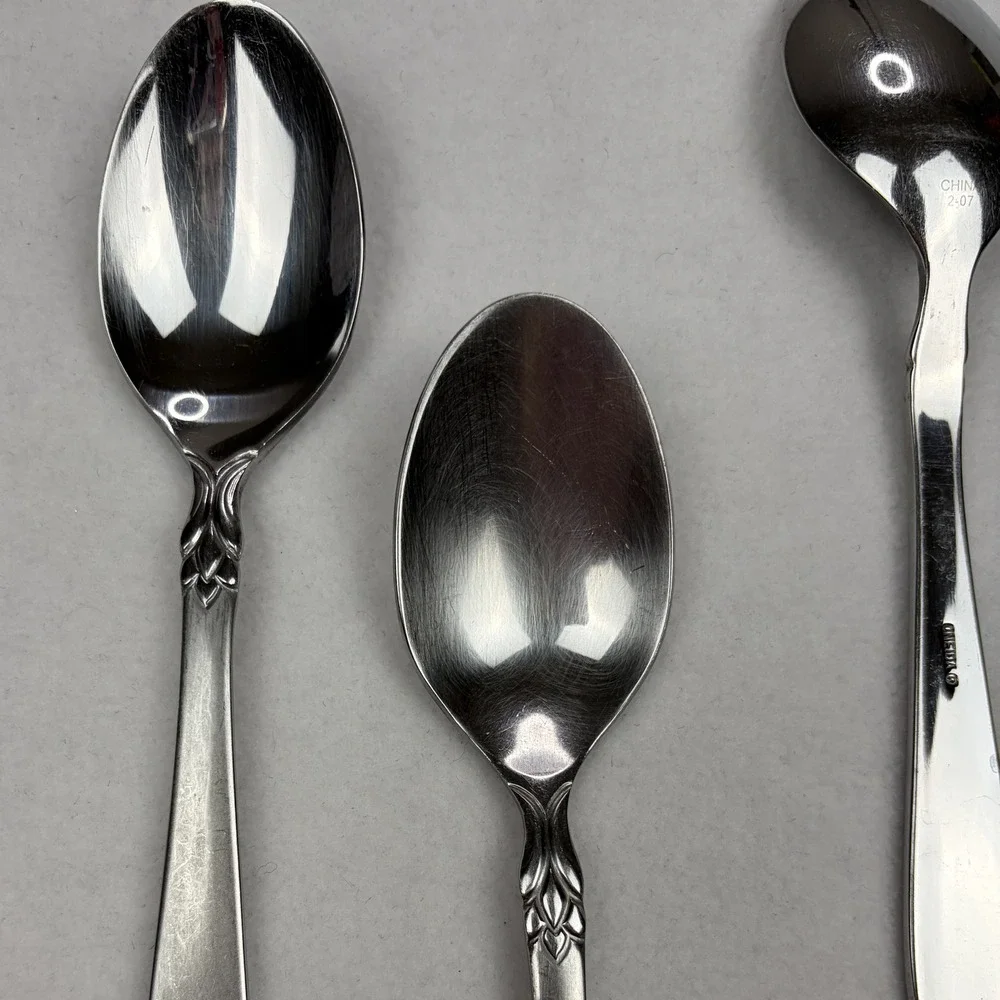 Oneida Simba-Jacqueline Stainless Steel Soup Spoons Set of 4